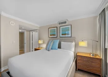 Marco Beach Ocean Resort hotel thumbnail 5