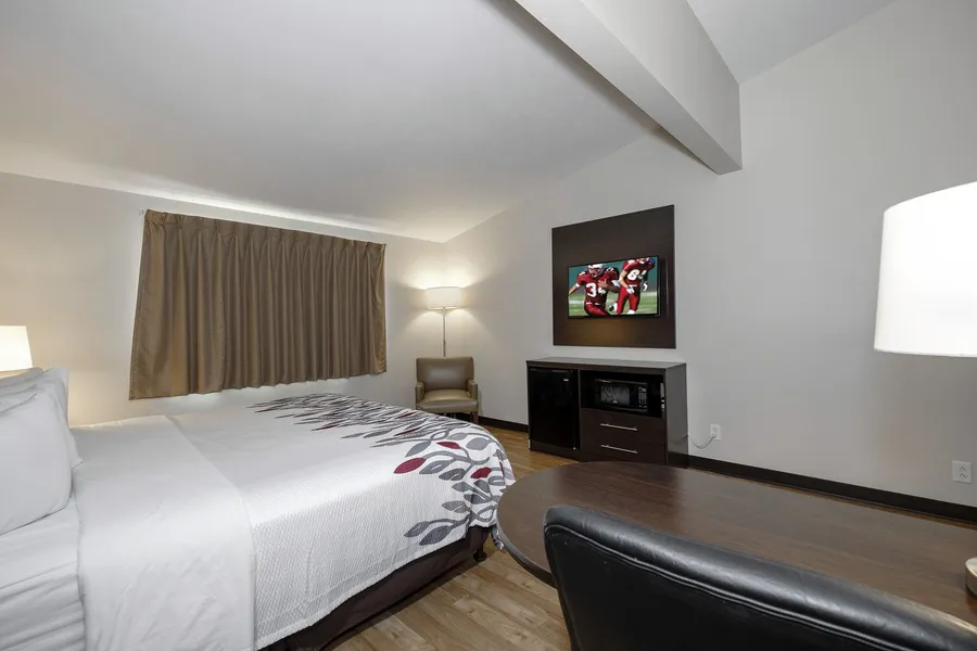 Red Roof Inn Vermillion - U of South Dakota hotel detail image 6