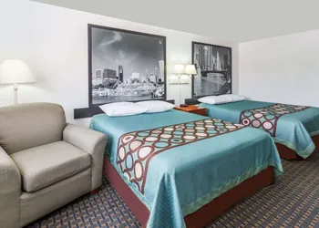 Super 8 by Wyndham Rock Falls Sterling Area hotel thumbnail 8