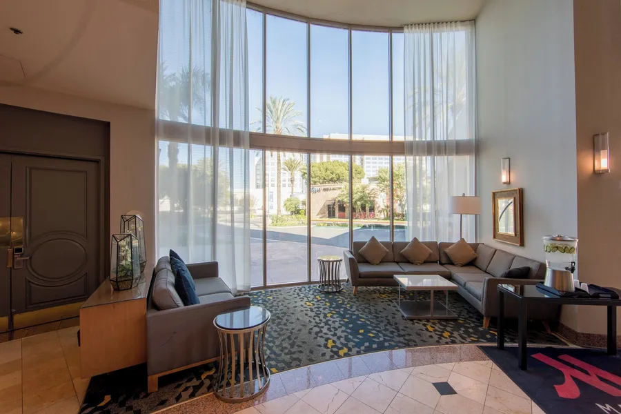 Anaheim Marriott Suites hotel detail image 2