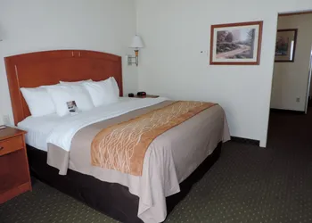 Comfort Inn & Suites Rawlins hotel thumbnail 5