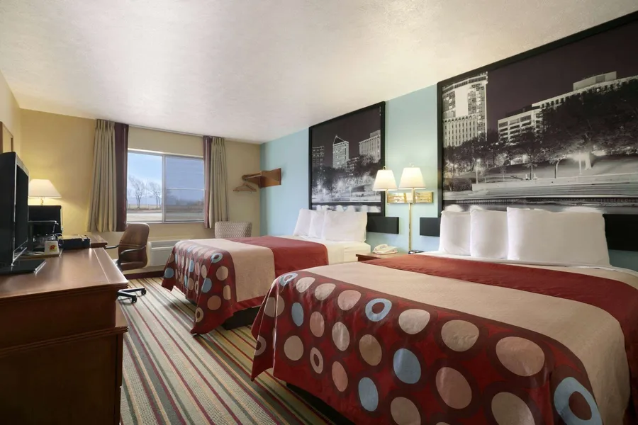 Super 8 by Wyndham Park City/North Wichita Area hotel detail image 6