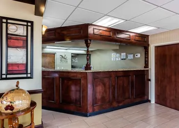 Quality Inn & Suites Mooresville - Lake Norman hotel thumbnail 3