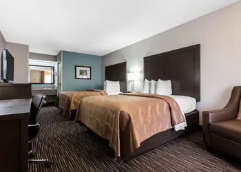 Quality Inn & Suites Mooresville - Lake Norman hotel thumbnail 7