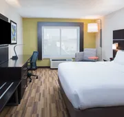 Holiday Inn Express Hotel & Suites Bismarck by IHG hotel detail image 5