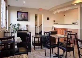 Super 8 by Wyndham Gainesville I-75 Hospital University Area hotel thumbnail 3