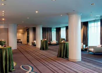 Delta Hotels by Marriott Victoria Ocean Pointe Resort hotel thumbnail 5