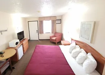 Western Inn hotel thumbnail 3