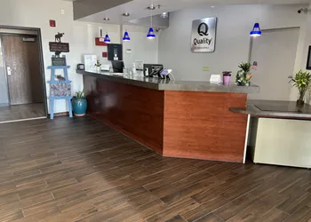 Quality Inn & Suites Pinedale hotel thumbnail 3