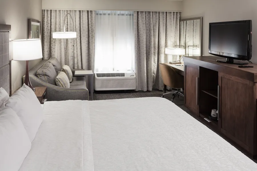 Hampton Inn & Suites Dallas-DFW Airport North-Grapevine hotel detail image 6