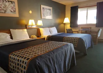 Travelodge by Wyndham Lake George NY hotel thumbnail 6