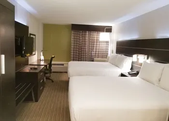 Holiday Inn Express & Suites Miami - Hialeah by IHG hotel thumbnail 8