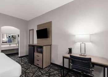 Baymont by Wyndham Mobile/Tillmans Corner hotel thumbnail 5