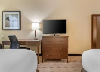 Best Western Plus Bathurst Hotel & Suites hotel thumbnail 5