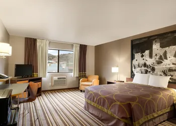 Super 8 by Wyndham Durango hotel thumbnail 5