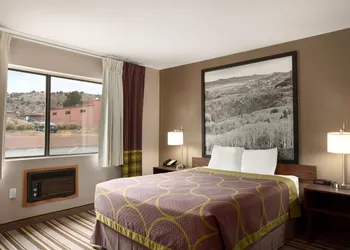Super 8 by Wyndham Durango hotel thumbnail 8