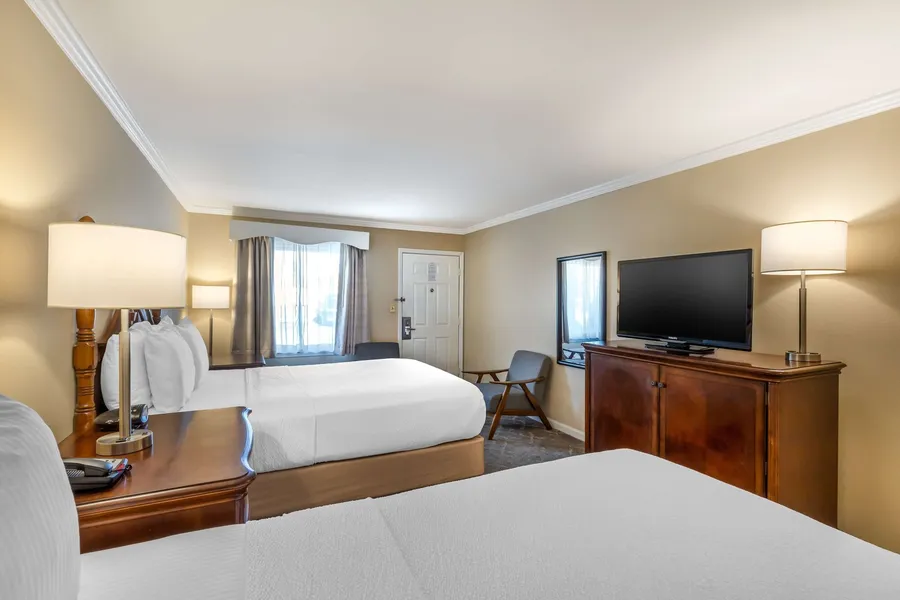 Best Western Plus Santee Inn hotel detail image 6