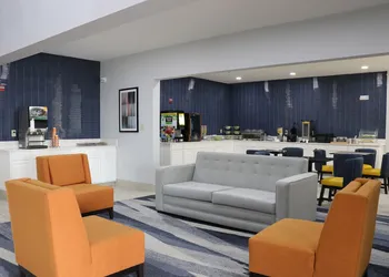 Quality Inn & Suites Buda hotel thumbnail 3