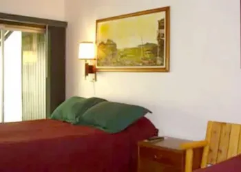Brundage Inn hotel thumbnail 6
