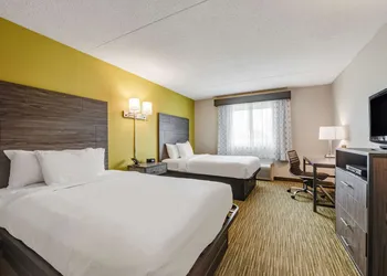 SureStay Plus Hotel by Best Western McGuire AFB Jackson hotel thumbnail 8