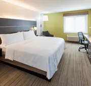 Holiday Inn Express Hotel & Suites Downtown Minneapolis by IHG hotel detail image 4