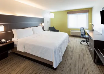 Holiday Inn Express Hotel & Suites Downtown Minneapolis by IHG hotel thumbnail 4