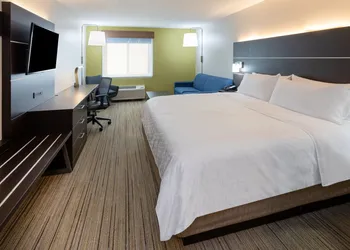 Holiday Inn Express Hotel & Suites Downtown Minneapolis by IHG hotel thumbnail 6