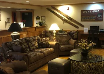 Flat Creek Lodge hotel thumbnail 2