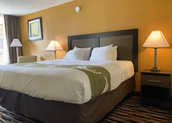 Quality Inn University Area hotel thumbnail 8