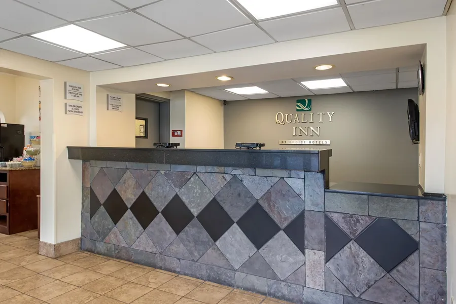 Quality Inn & Suites Lafayette I-65 hotel detail image 2