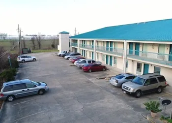 Rodeway Inn hotel thumbnail 4