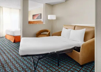 Fairfield Inn & Suites Houston The Woodlands hotel thumbnail 4