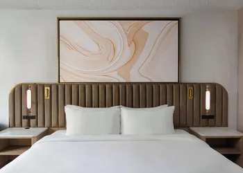 Sonesta Miami Airport hotel thumbnail 8