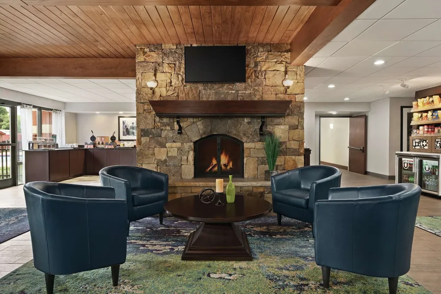Hampton Inn Atlanta Stone Mountain hotel detail image 2