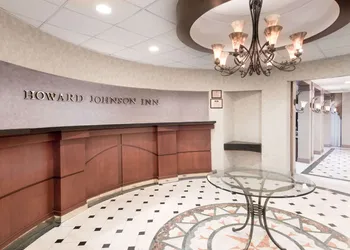 Howard Johnson by Wyndham Newburgh/West Point hotel thumbnail 3