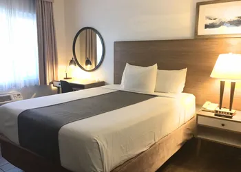 San Diego Downtown Lodge hotel thumbnail 3