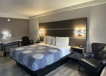 La Quinta Inn By Wyndham IH-10 West San Antonio TX hotel thumbnail 7