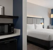 Holiday Inn Express & Suites Tampa East - Ybor City by IHG hotel detail image 5