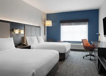 Holiday Inn Express & Suites Tampa East - Ybor City by IHG hotel thumbnail 6