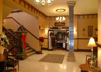 Hotel Senator hotel thumbnail 2