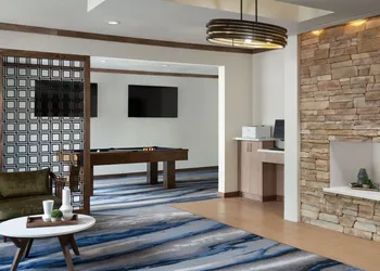 Fairfield Inn and Suites by Marriott Austin South hotel thumbnail 4
