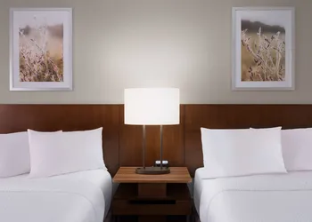 Fairfield Inn and Suites by Marriott Austin South hotel thumbnail 7