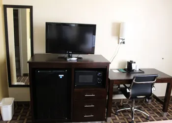 Quality Inn Conway - Greenbrier hotel thumbnail 7
