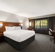 Sonesta Select San Jose Airport hotel detail image 7