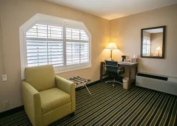 Travel Inn hotel thumbnail 4