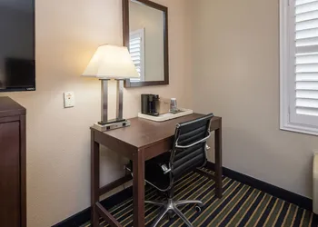 Travel Inn hotel thumbnail 8