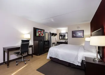 Red Roof Inn PLUS+ Huntsville - Madison hotel thumbnail 4