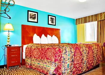 Flagship Inn And Suites hotel thumbnail 3
