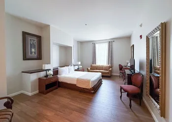 The Inn And Spa At East Wind hotel thumbnail 5