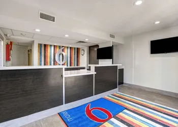 Motel 6 Amarillo, TX - Airport hotel thumbnail 3